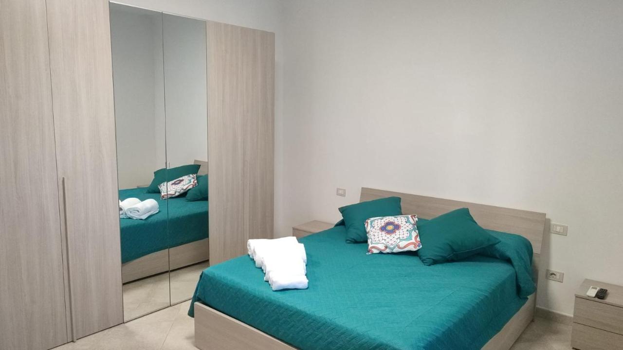 バーリ Lovin Puglia Vacation Bed & Breakfast エクステリア 写真